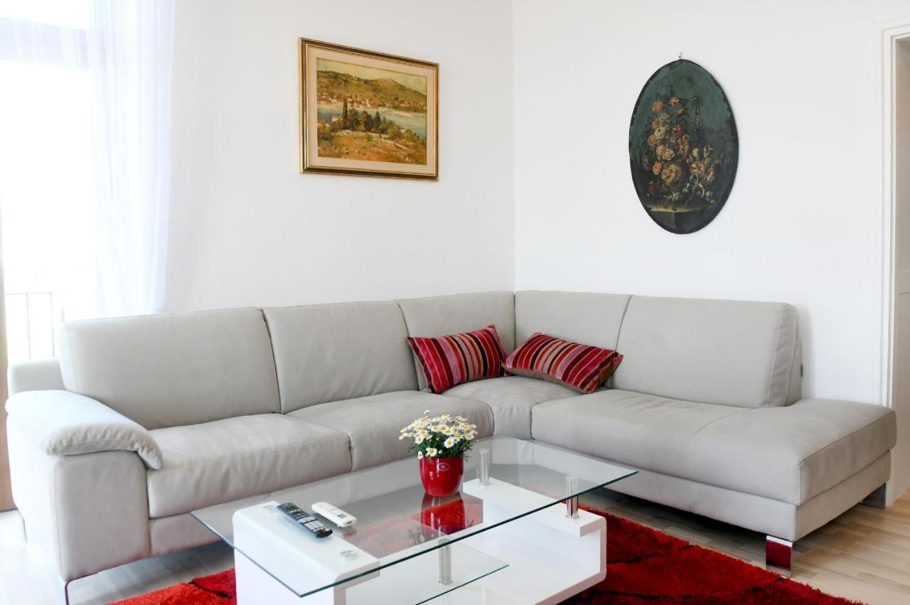 Divia Apartment Риека Экстерьер фото