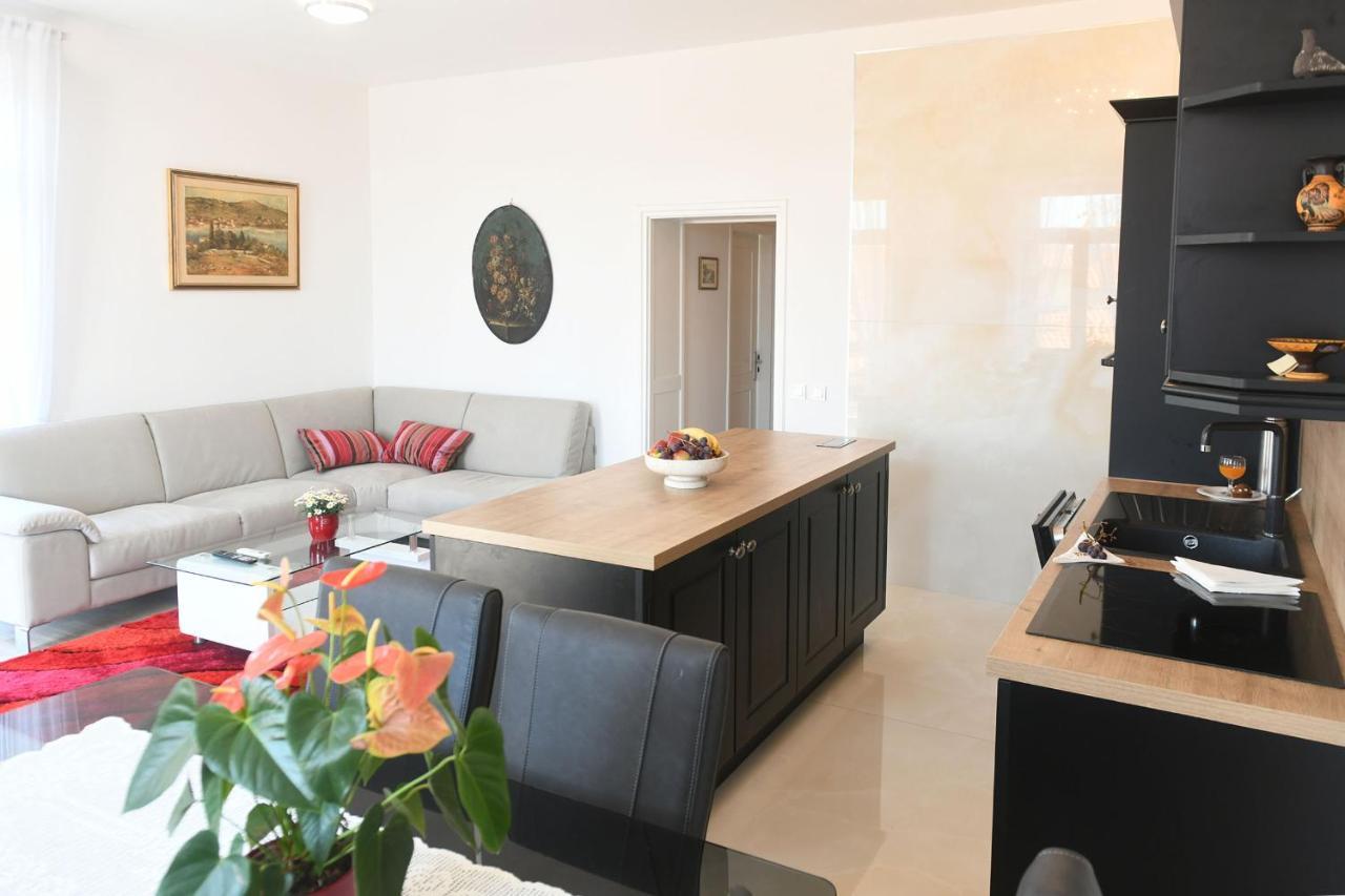Divia Apartment Риека Экстерьер фото